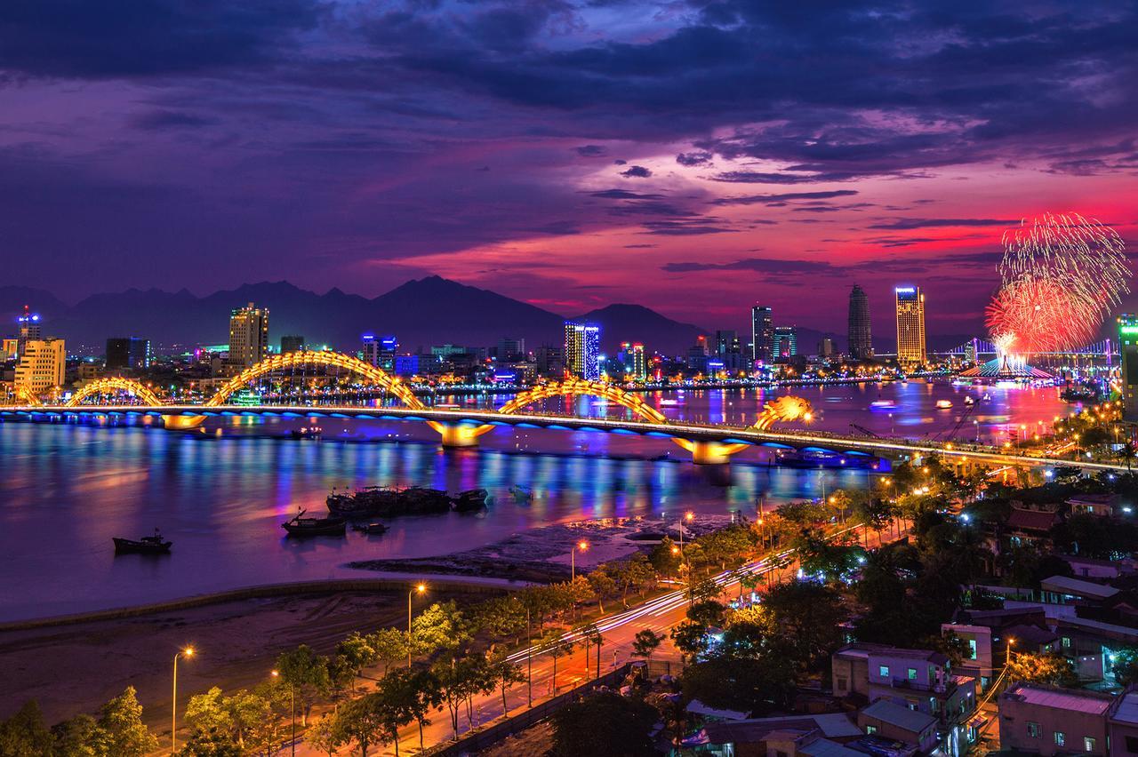 New Sky Hotel Da Nang Exteriör bild